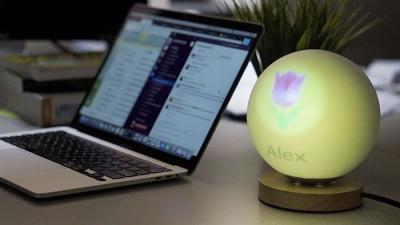 A group of HCII students sought to recreate the feeling of in-person thanks that can get lost in remote work environments through Co-Orb, a spherical desk lamp that lights up when a user receives a nice message via platforms like Slack or Teams. 