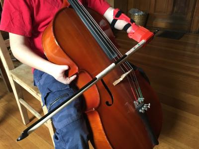 3D printed bow device for cello